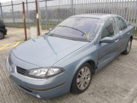 Breaking Renault Laguna MK2 (BG0/1 HATCH) KG0/1 (ESTATE)) 2000 to 2005 - 2.2 16v Diesel 5 Door Hatchback