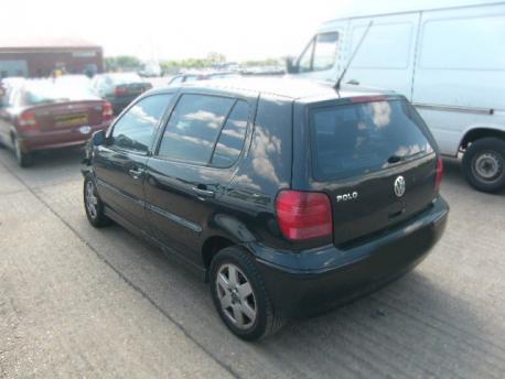 Breaking Volkswagen Polo  1999 to 2001 - 1.4 16v Petrol