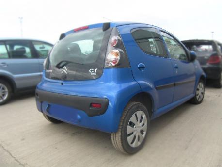 Breaking Citroen C1  2009 to 2012 - 1.0 12v Petrol