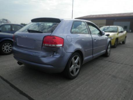 Breaking Audi A3  2003 to 2005 - 2.0 16v Diesel