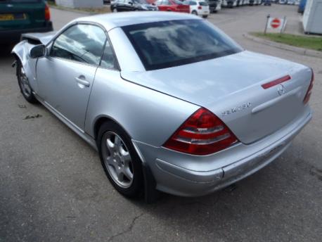 Breaking Mercedes-benz Slk  2000 to 2004 - 2.3 16v Petrol