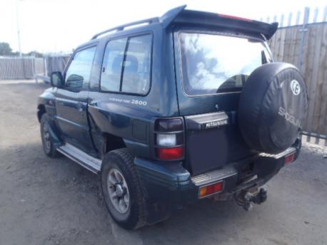 Breaking Mitsubishi Shogun   1991 to 2000 - 3.5 24v Petrol