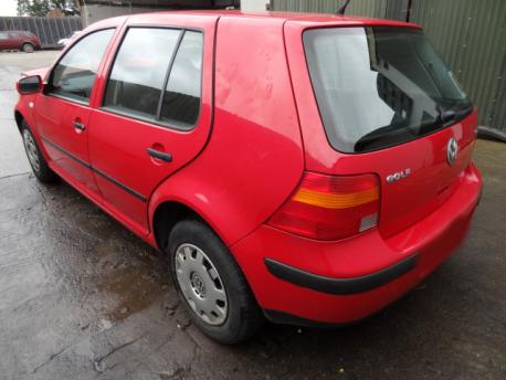 Breaking Volkswagen Golf MK4 (9N) 1997 to 2006 - 1.9 8v Diesel 5 Door Hatchback