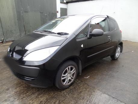 Breaking Mitsubishi Colt MK6 2004 to 2008 - 1.5 16v Petrol