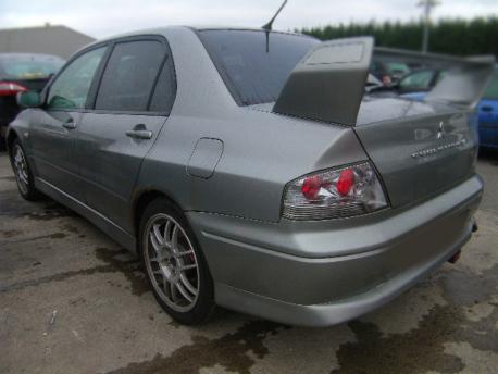 Breaking Mitsubishi Lancer MK6 1995 to 2003 - 1.5 16v Petrol