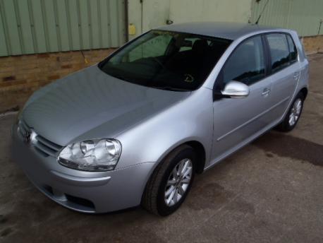 Breaking Volkswagen Golf MK5 (1K1) 2004 to 2009 - 3.2 24v Petrol 5 Door Hatchback