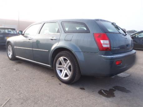 Breaking Chrysler 300 C  2005 to 2010 - 5.7 16v Petrol