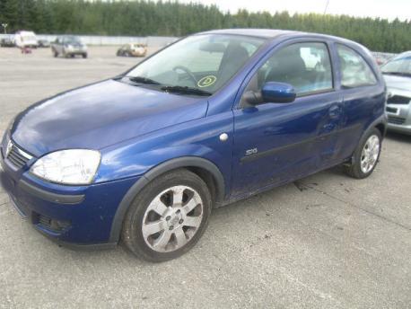 Breaking Vauxhall Corsa MKIIC (C) 2003 to 2006 - 1.7 16v Diesel 3 Door Hatchback