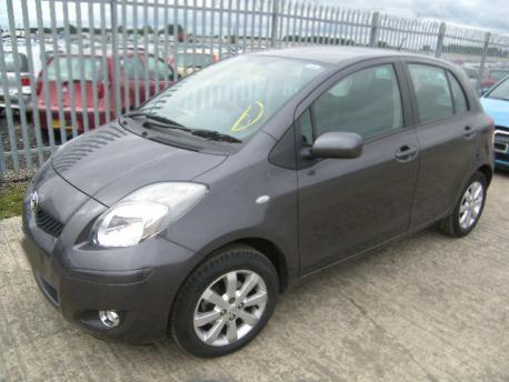 Breaking Toyota Vitz  2011 to 2025 - 1.3 16v Petrol