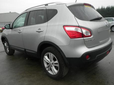 Breaking Nissan Dualis  2010 to 2025 - 1.6 16v Petrol