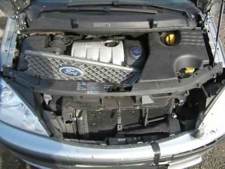 Breaking Ford Galaxy  2000 to 2006 - 2.3 16v Petrol