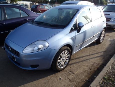 Breaking Fiat Punto  2003 to 2006 - 1.4 8v Petrol