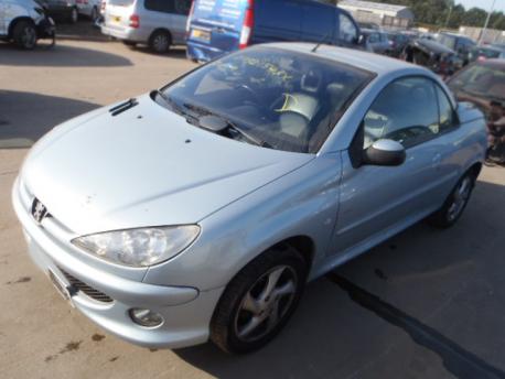 Breaking Peugeot 206  1998 to 2003 - 2.0 16v Petrol