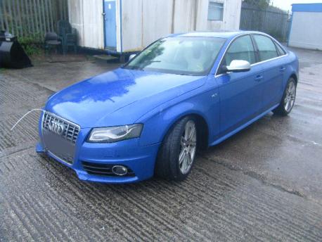 Breaking Audi A4  2008 to 2011 - 3.0 24v Petrol