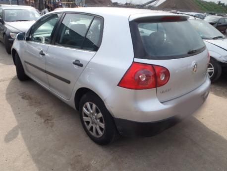 Breaking Volkswagen Golf MK5 1997 to 2006 - 2.0 16v Petrol