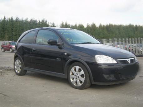 Breaking Vauxhall Corsa MKIIC 2003 to 2006 - 1.2 16v Petrol