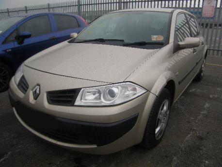 Breaking Renault Megane MK2 2006 to 2008 - 1.4 16v Petrol