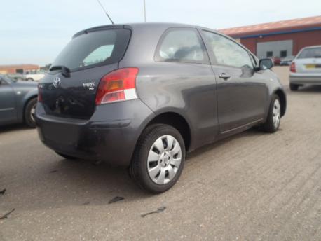 Breaking Toyota Vitz  2005 to 2025 - 1.8 16v Petrol