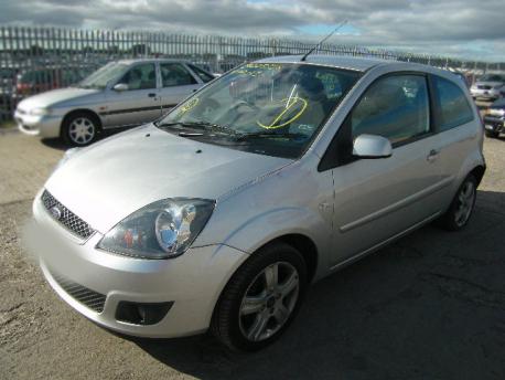 Breaking Ford Fiesta MK5 (B256/7) 2003 to 2009 - 2.0 16v Petrol 3 Door Hatchback