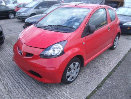 Breaking Toyota Aygo  2005 to 2025 - 1.0 12v Petrol