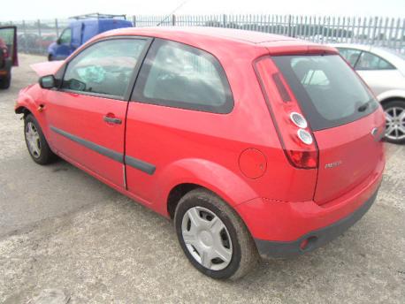 Breaking Ford Fiesta MK5 (B256/7) 2003 to 2009 - 1.4 16v Petrol 3 Door Hatchback