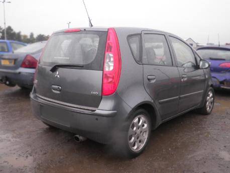 Breaking Mitsubishi Colt MK6 1998 to 2004 - 1.3 16v Petrol