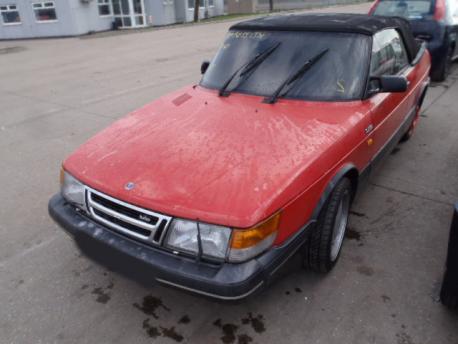 Breaking Saab 900   1979 to 1993 - 2.0 16v Petrol