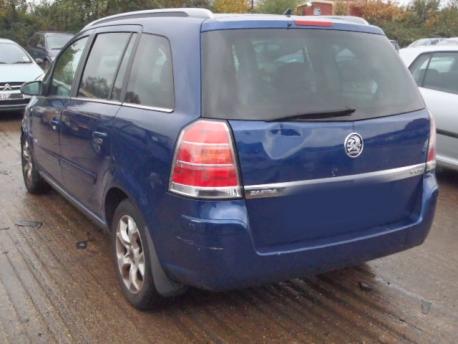 Breaking Vauxhall Zafira MKIIB 2005 to 2025 - 1.9 16v Diesel