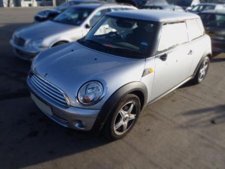 Breaking Mini Mini  2004 to 2007 - 1.6 16v Petrol