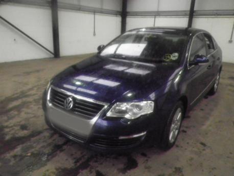 Breaking Volkswagen Passat  2000 to 2005 - 1.6 16v Petrol