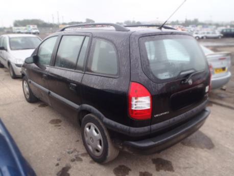 Breaking Vauxhall Zafira MKIA 1999 to 2005 - 2.2 16v Diesel