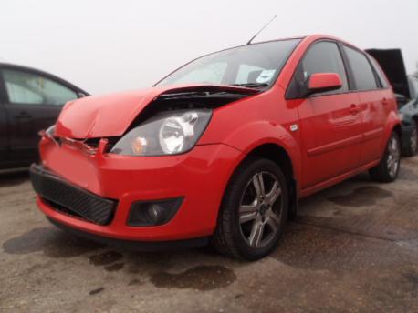 Breaking Ford Fiesta MK5 (B256/7) 2003 to 2009 - 1.4 16v Petrol 5 Door Hatchback