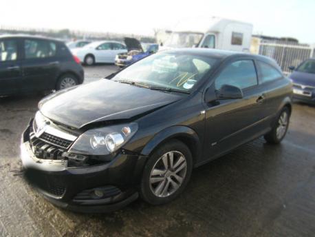 Breaking Vauxhall Astra MKVIJ 2004 to 2011 - 1.3 16v Diesel