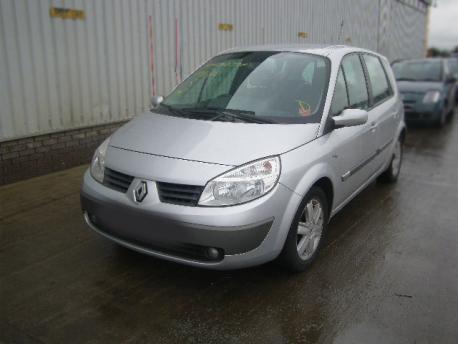 Breaking Renault ScÉnic MK2 2003 to 2006 - 1.9 8v Diesel