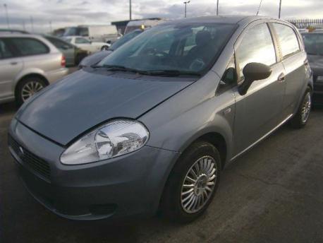 Breaking Fiat Punto  2003 to 2006 - 1.4 8v Petrol