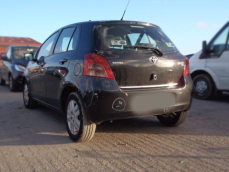 Breaking Toyota Vitz  2005 to 2026 - 1.8 16v Petrol