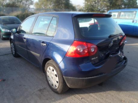 Breaking Volkswagen Golf MK5 (1K1) 1997 to 2006 - 1.9 8v Diesel 5 Door Hatchback