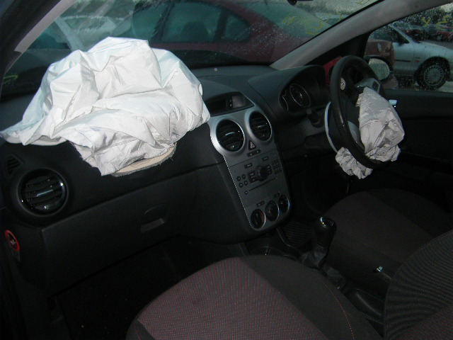 Breaking Vauxhall Corsa MKIIID (D) 2006 to 2011 - 1.6 16v Petrol 5 Door Hatchback