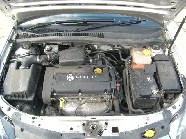 VAUXHALL ASTRA MK V (H) 2004 - 2009 1.6 - 1598cc 16v Z16XEP petrol Engine Image