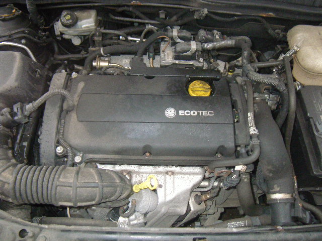 VAUXHALL ASTRA MK V (H) 2004 - 2009 1.6 - 1598cc 16v Z16XEP petrol Engine Image