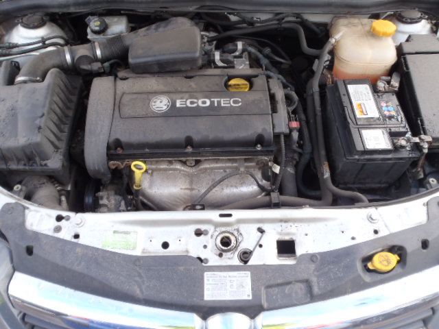 VAUXHALL ASTRA MK V (H) 2004 - 2009 1.6 - 1598cc 16v Z16XEP petrol Engine Image