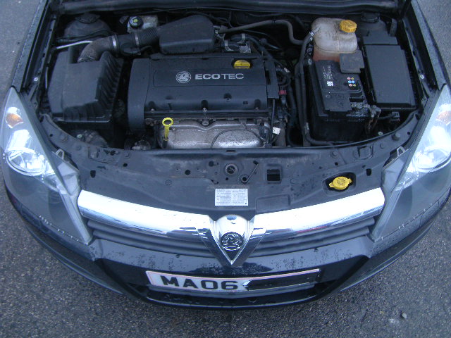 VAUXHALL ASTRA MK V (H) 2004 - 2009 1.6 - 1598cc 16v Z16XEP petrol Engine Image