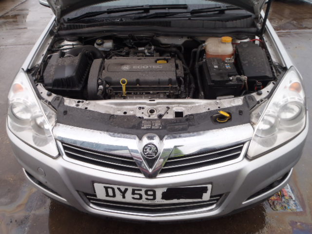 VAUXHALL ASTRA MK V (H) 2004 - 2009 1.6 - 1598cc 16v Z16XEP petrol Engine Image