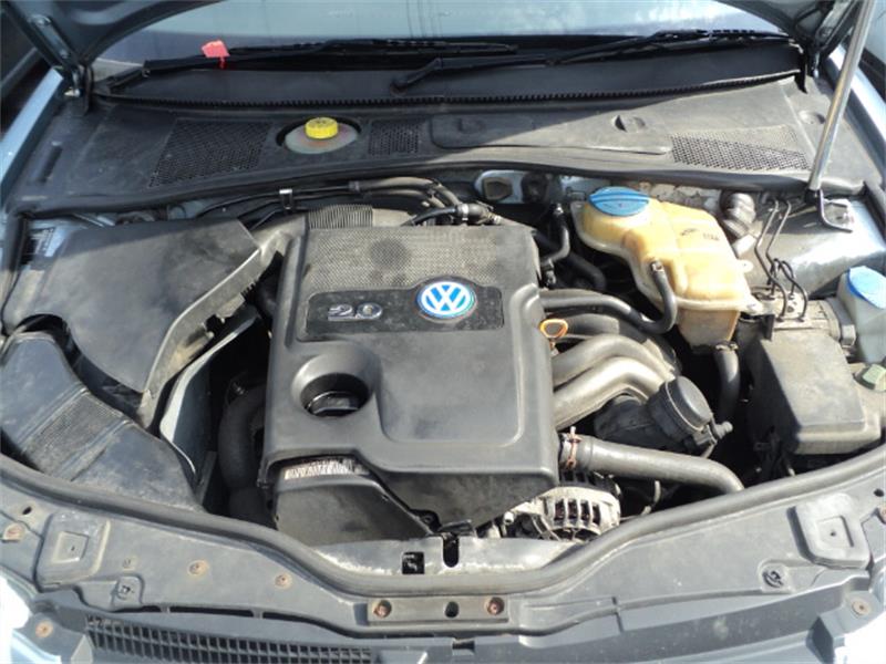 SKODA SUPERB 3U4 2001 - 2008 2.0 - 1984cc 8v AZM petrol Engine Image