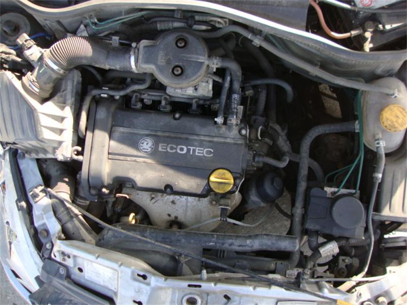 VAUXHALL CORSA MK II (C) F08 2001 - 2006 1.2 - 1199cc 16v 16VDualfuel Z12XE petrol Engine Image