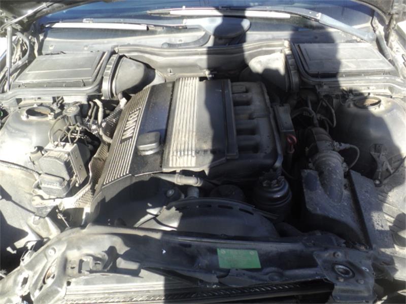 BMW 5 SERIES E39 2000 - 2003 2.2 - 2171cc 24v 520i M54B22 petrol Engine Image