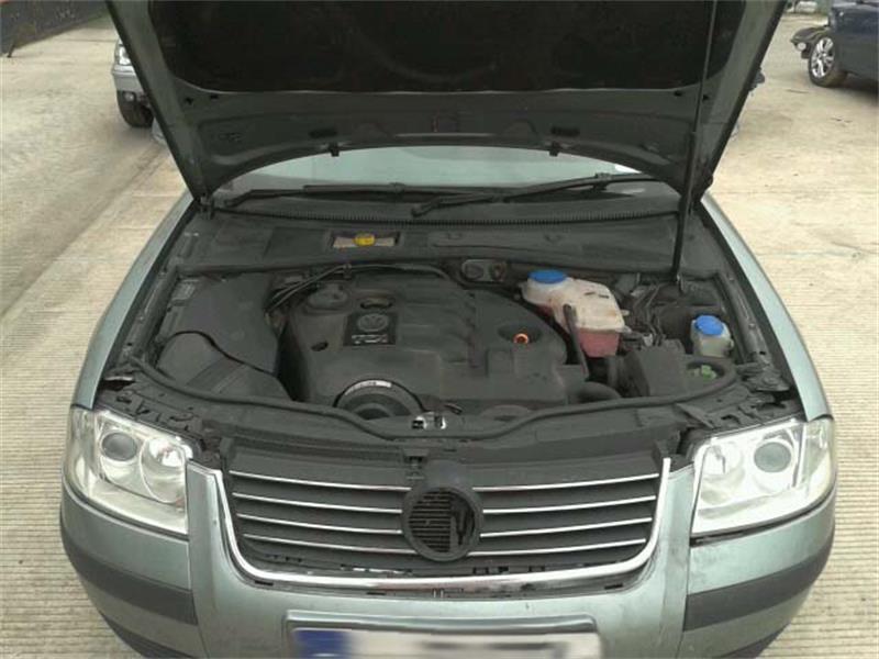 VOLKSWAGEN PASSAT 3C2 2005 - 2008 1.9 - 1896cc 8v TDI BKC diesel Engine Image