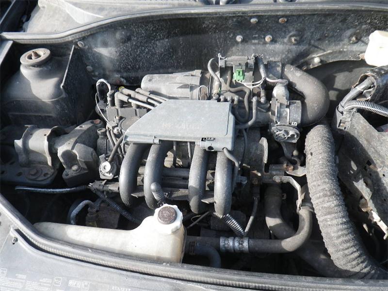 RENAULT CLIO MK 2 CB0/1/2 1999 - 2001 1.2 - 1149cc 8v D7F722 petrol Engine Image