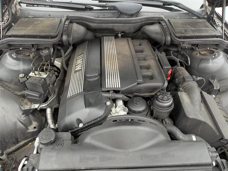 BMW 5 SERIES E39 2000 - 2003 2.2 - 2171cc 24v 520i M54B22 petrol Engine Image