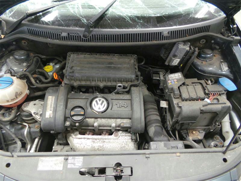 VOLKSWAGEN POLO 9N 2001 - 2008 1.4 - 1390cc 16v BBZ petrol Engine Image